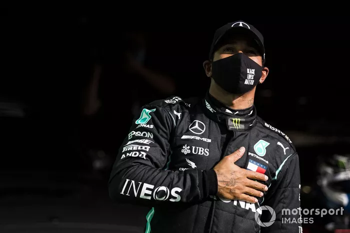 Ganador de la pole position Lewis Hamilton, Mercedes-AMG F1