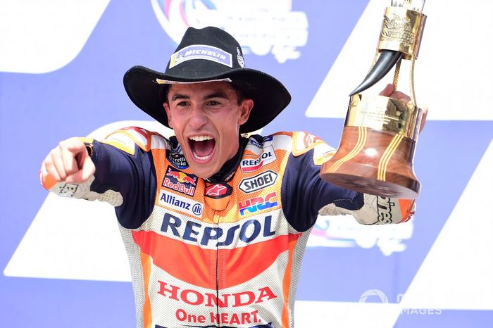 Podio: ganador Marc Márquez, Repsol Honda Team