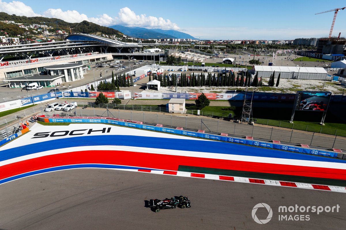 Lewis Hamilton, Mercedes W12