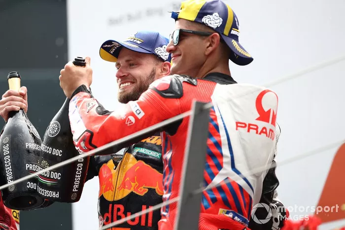 Podio: ganador Brad Binder, Red Bull KTM Factory Racing, tercer lugar Jorge Martín, Pramac Racing