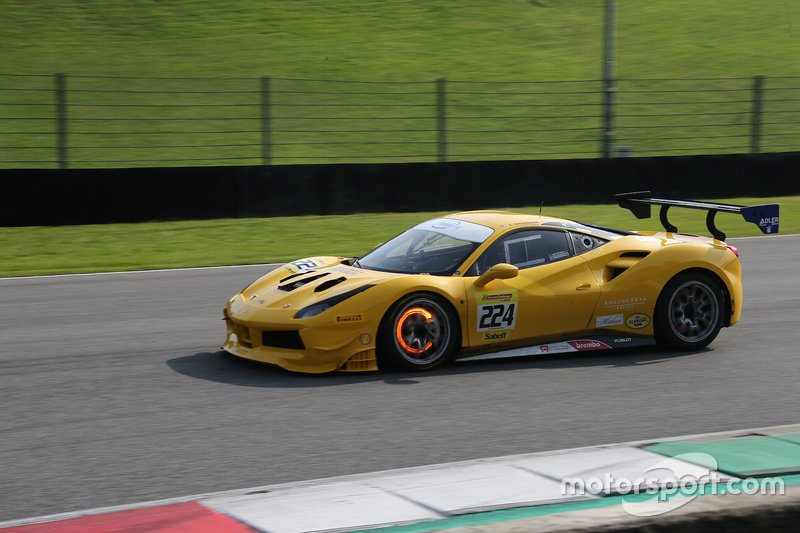 #224 Ferrari 488 Challenge, Boardwalk Ferrari: Zlad Ghandour