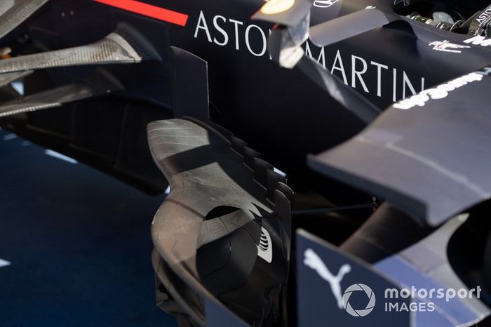 Red Bull Racing RB15 bargeboard detail