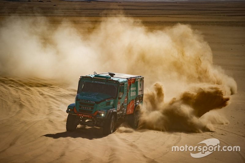 #517 Team De Rooy IVECO: Albert Llovera, Ferran Marco Alcayna, Marc Torres