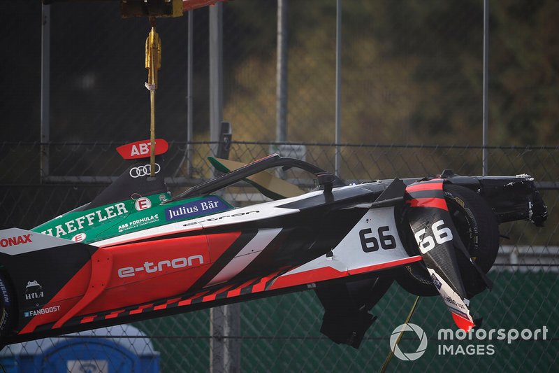 Car of Daniel Abt, Audi Sport ABT Schaeffler, Audi e-tron FE06 is craned away
