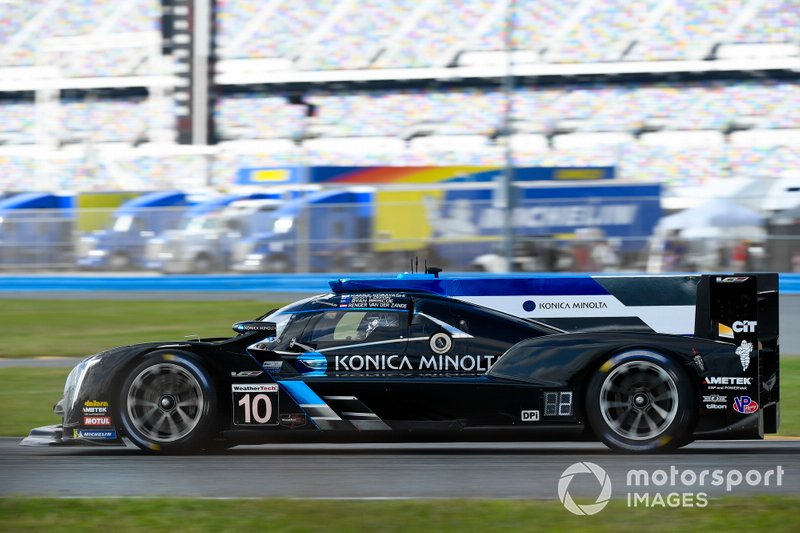 #10 Konica Minolta Cadillac DPi-V.R. Cadillac DPi, DPi: Renger Van Der Zande, Ryan Briscoe, Scott Dixon