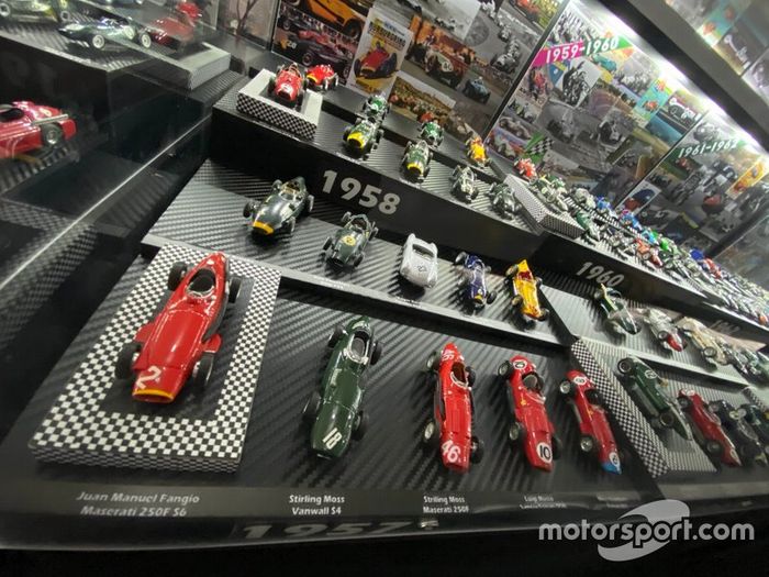 Colección de coches miniatura de F1