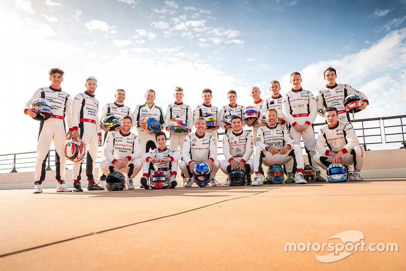 2019 Porsche Carrera Cup Fransa pilotları sezon sonu grup fotoğrafı