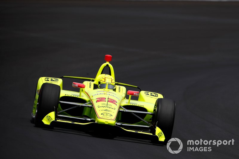 1º: #22 Simon Pagenaud, Menards Team Penske, Team Penske Chevrolet: 229.992. mph