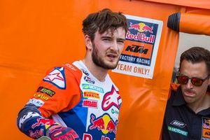 Jeffrey Herlings in de KTM-tent