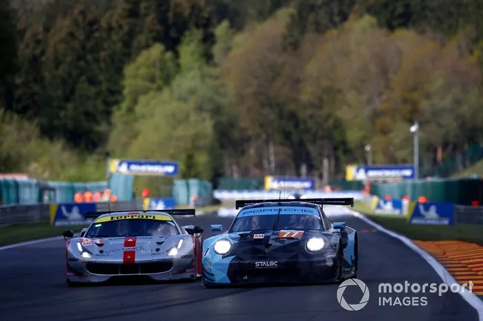 #77 Proton Competition Porsche 911 RSR: Christian Ried, Riccardo Pera, Matt Campbell