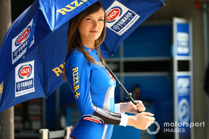 Grid girl