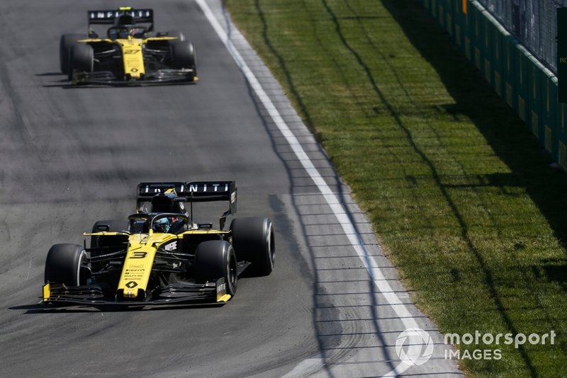 Daniel Ricciardo, Renault R.S.19, Nico Hulkenberg, Renault R.S. 19