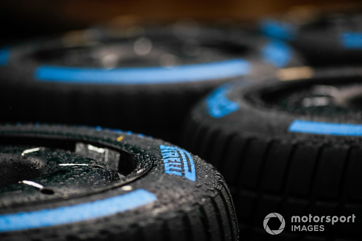 Neumáticos de lluvia Pirelli