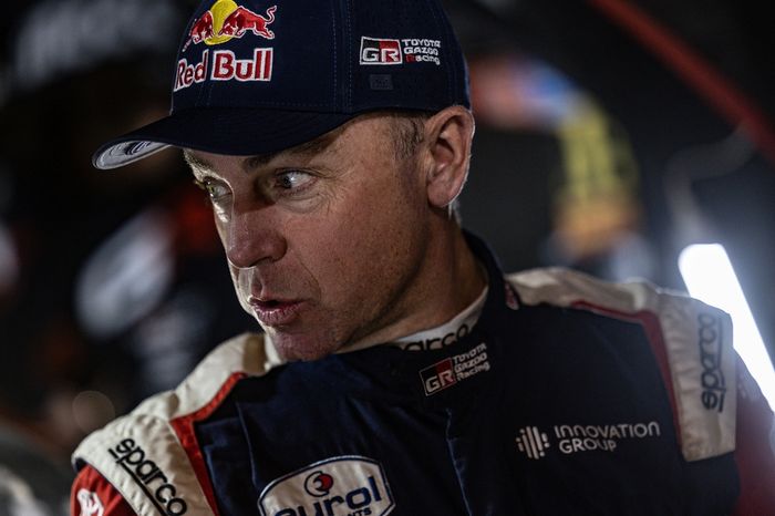 #206 Toyota Gazoo Racing Toyota: Giniel De Villiers, Dirk Von Zitzewitz