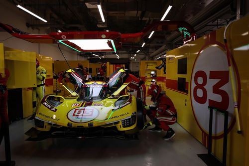#83 AF Corse Ferrari 499P: Robert Kubica, Yifei Ye, Philip Hanson