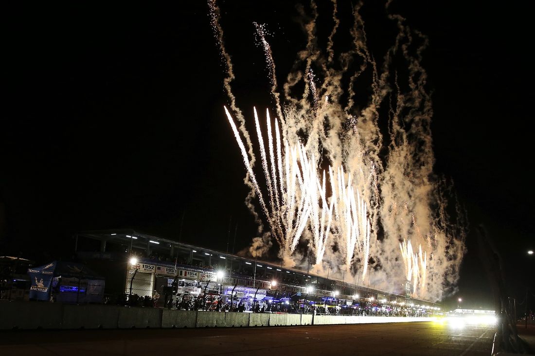 Fajerwerki na zakończenie wyścigu