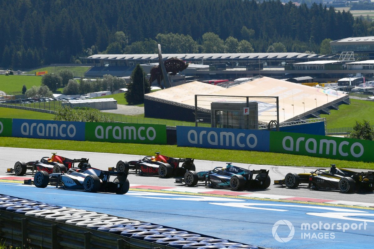 Jehan Daruvala, Carlin, leads Yuki Tsunoda, Carlin, Nikita Mazepin, Hitech Grand Prix, Sean Gelael, Dams, and Guanyu Zhou, UNI-Virtuosi, at the start