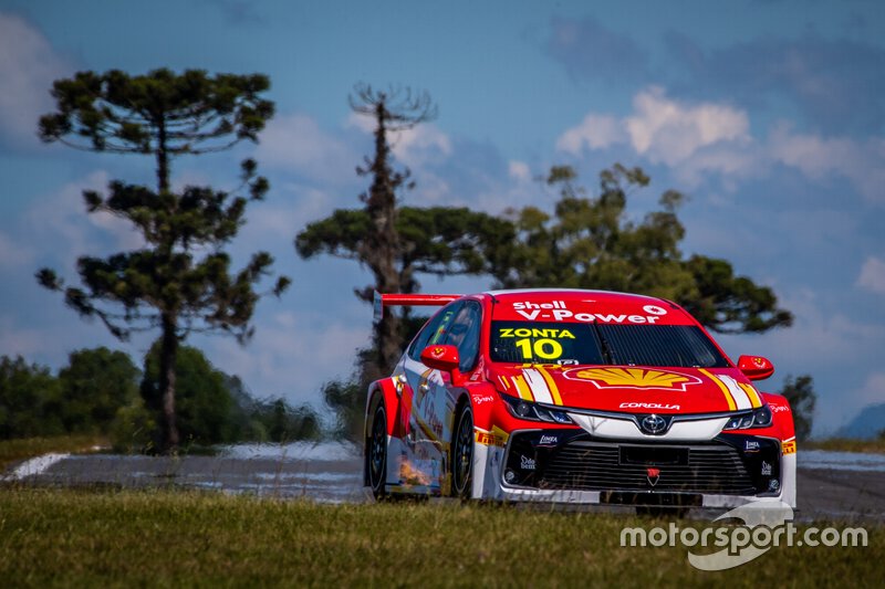 No Brasil, a Stock Car proibiu estrangeiros na Corrida de Duplas, que abre a temporada 2020 em Goiânia, no fim de março. Piquet, Barrichello, Zonta (foto) e outros tinham parceiros de fora confirmados