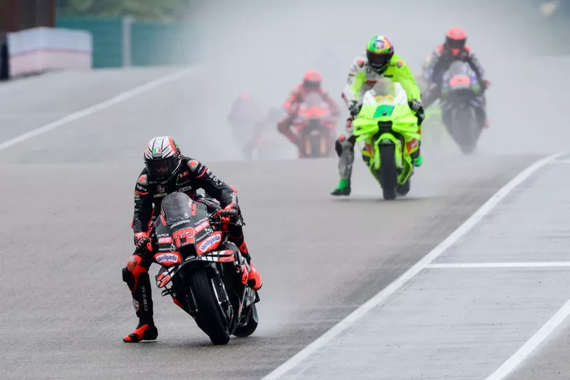 Marco Bezzecchi, Aprilia Racing