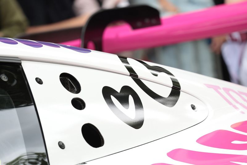 #85 Iron Dames Porsche 911 GT3 R LMGT3: Célia Martin, Rahel Frey, Michelle Gatting