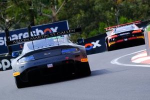 #760 R-Motorsport Aston Martin Vantage GT3: Florian Kamelger, Andreas Baenziger, Peter Leemhuis, Mathew Parry
