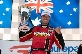 Podyum: Yarış galibi Chaz Mostert, Tickford Racing Ford