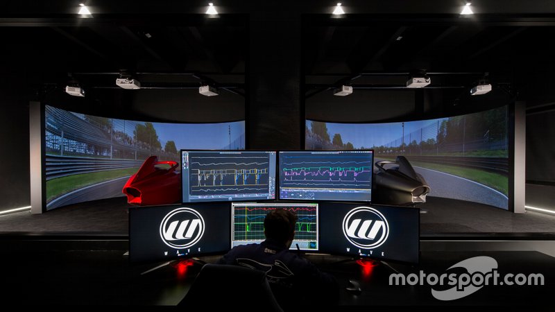 Wave Simulator Center