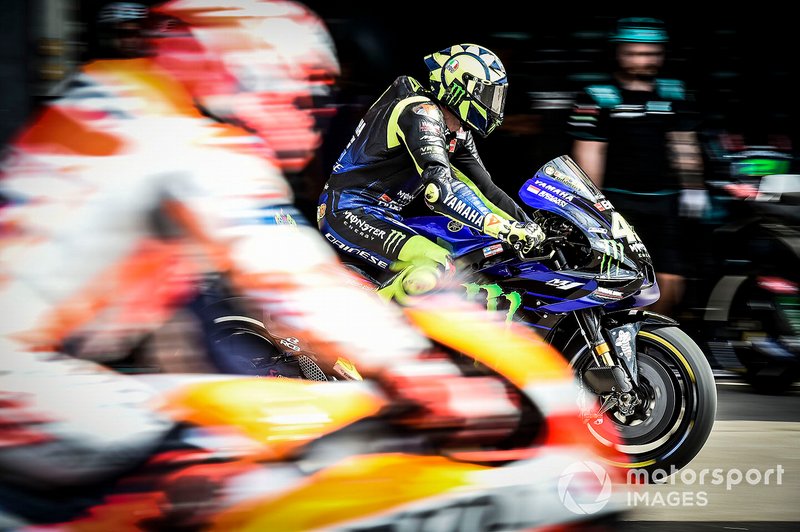 Valentino Rossi, Yamaha Factory Racing, let out in front of Marc Marquez, Repsol Honda Team