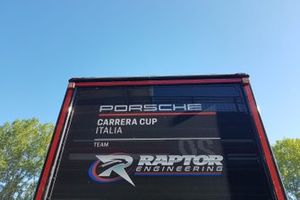 Atmosfera nel paddock