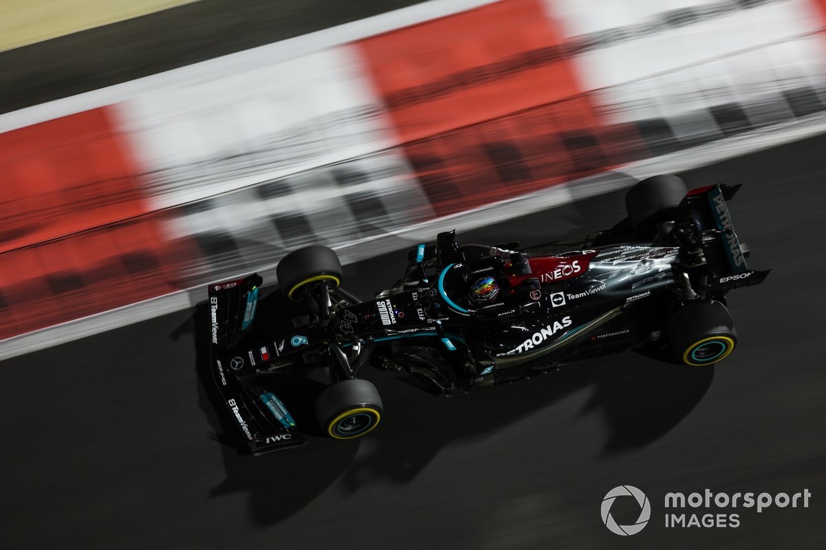 Lewis Hamilton, Mercedes W12