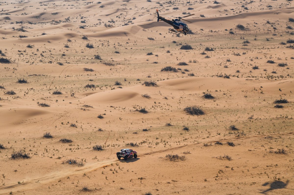 #301 Toyota Gazoo Racing: Nasser Al-Attiyah, Matthieu Baumel
