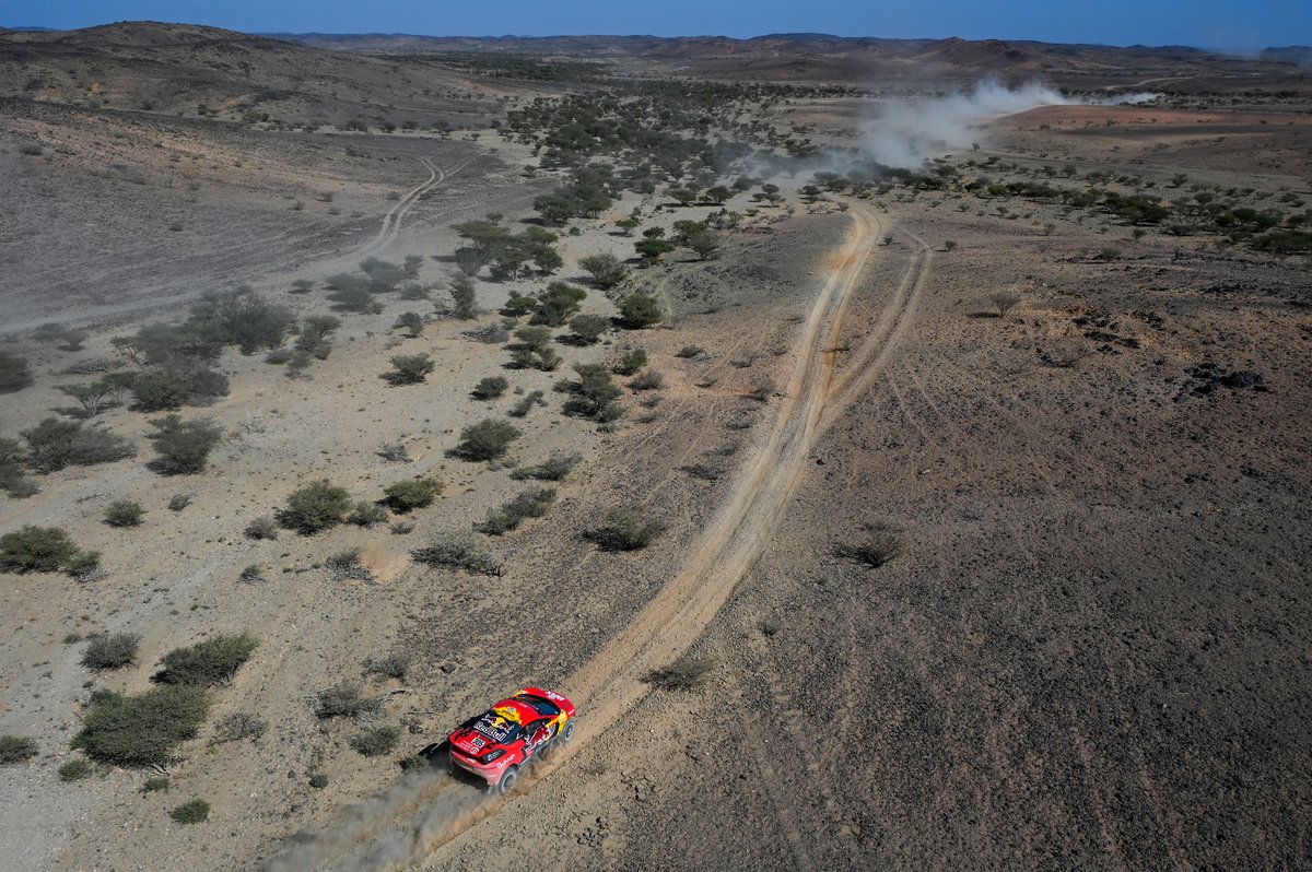 #305 Bahrain Raid Xtreme Hunter: Sebastien Loeb, Daniel Elena