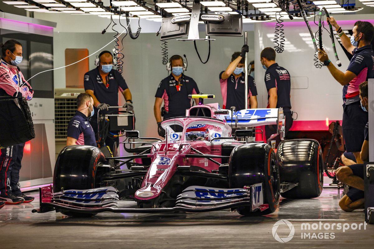 Lance Stroll, Racing Point RP20, in garage