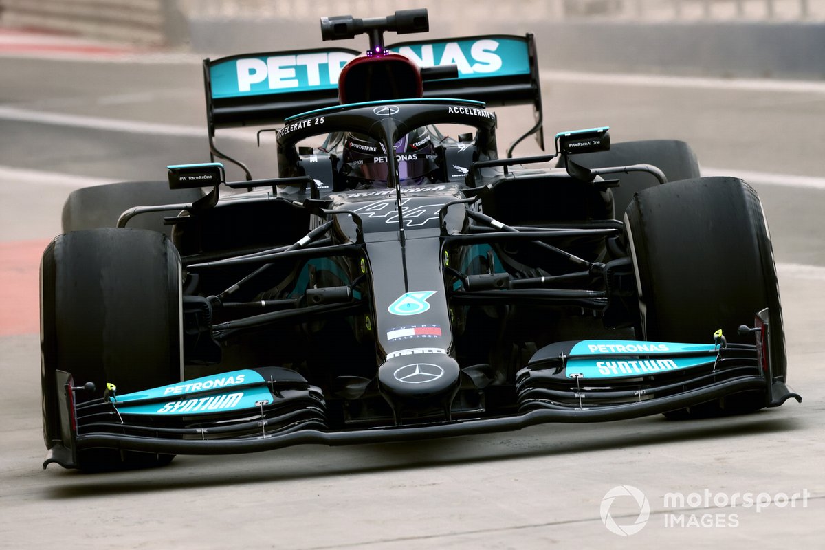 Lewis Hamilton, Mercedes W12