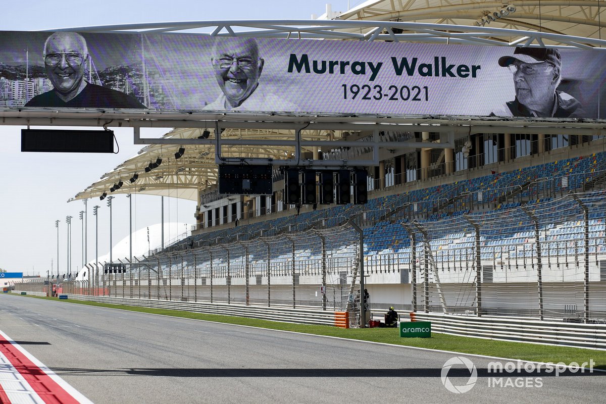 Murray Walker tribute banner