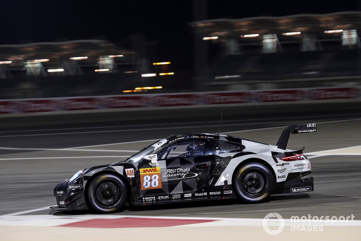 #88 Dempsey-Proton Racing Porsche 911 RSR: Khalid Al Qubaisi, Jaxon Evans, Marco Holzer