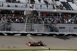 Chechered flag for #38 Performance Tech Motorsports ORECA FLM09: James French, Kyle Mason, Patricio O'Ward, Nicholas Boulle