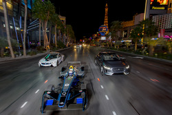 Sam Bird, DS Virgin Racing, leads Mitch Evans, Jaguar Racing in a I-Pace SUV concept car. Antonio Fe
