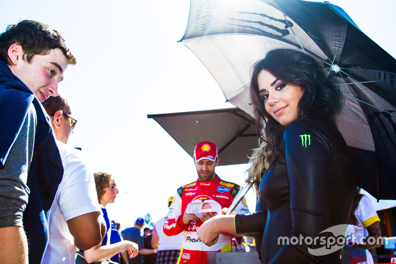 Grid girl