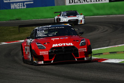 #22 Team RJN-Motorsport, Nissan GT-R Nismo GT3: Matthew Simmons, Matthew Perry, Struan Moore