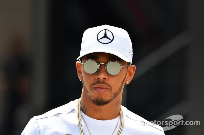 Para pagarle a Lewis Hamilton por 7 años