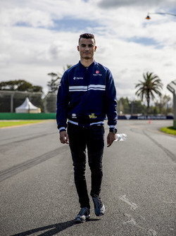 Pascal Wehrlein, Sauber, walks the track