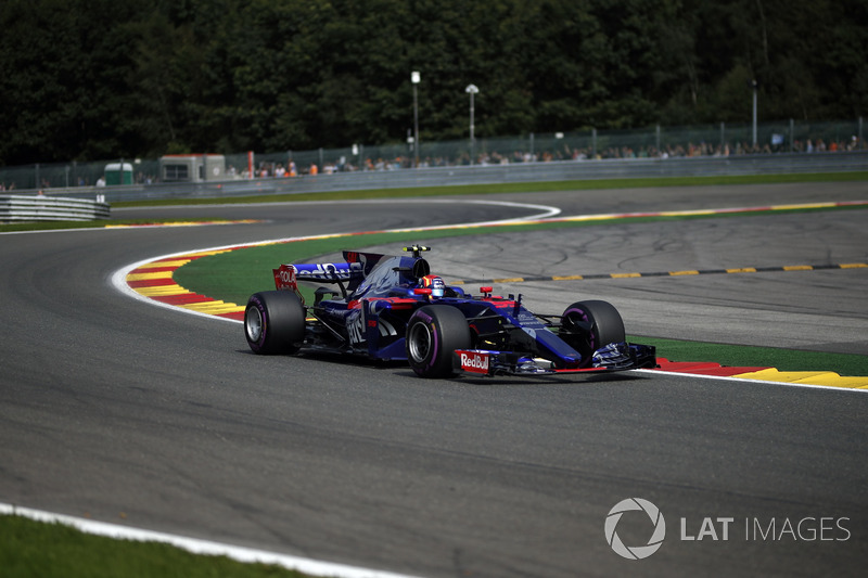 Carlos Sainz Jr., Scuderia Toro Rosso STR12