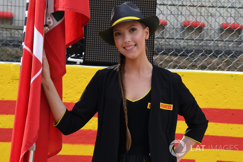 Grid girl