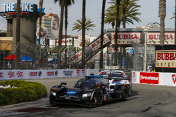 #10 Wayne Taylor Racing Cadillac DPi: Ricky Taylor, Jordan Taylor