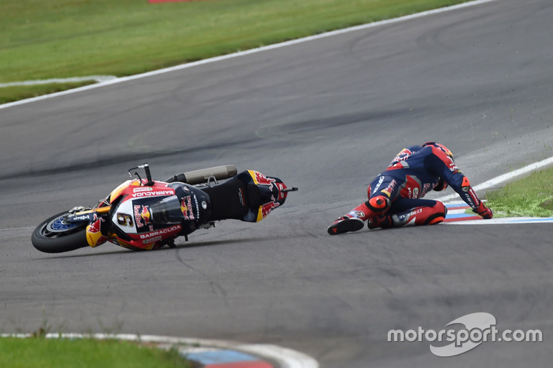 La caduta di Stefan Bradl, Honda World Superbike Team