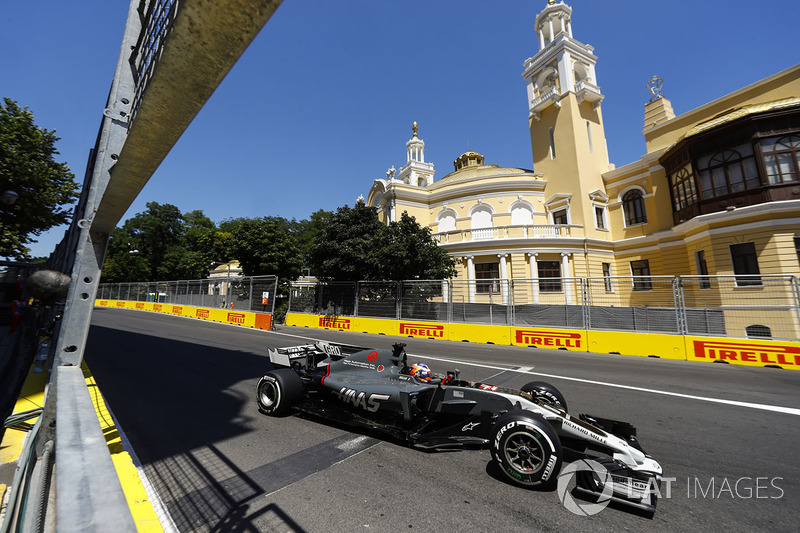 16: Romain Grosjean, Haas F1 Team VF-17