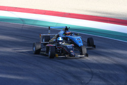 Leonardo Lorandi, Bhaitech lotta per la posizione con Kush Maini, Jenzer Motorsport