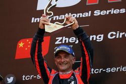 Podium: Race winner Gabriele Tarquini, BRC Racing Team, Hyundai i30 N TCR