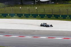 Lewis Hamilton, Mercedes AMG F1 W08, runs off into a gravel trap in FP2
